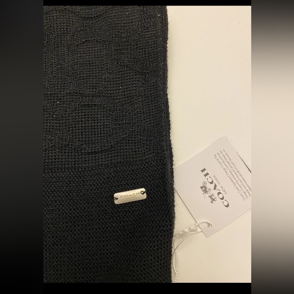 NWT COACH EMBOSSED SIGNATURE KNIT SCARF F32711 BLACK - Picture 1 of 7